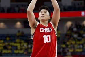 未来答案！王俊杰连续四场亚洲杯得分上双 今天仅半场破个人纪录