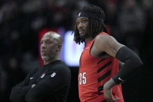 队记：健康的罗威更适合出任克林根的替补 这会压缩杨瀚森的时间