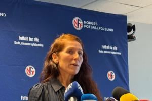 以色列记者质问挪威足协主席：为什么都只盯着以色列，不虚伪吗？