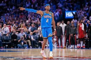 奥尼尔：我认为亚历山大是目前联盟中最好的球员